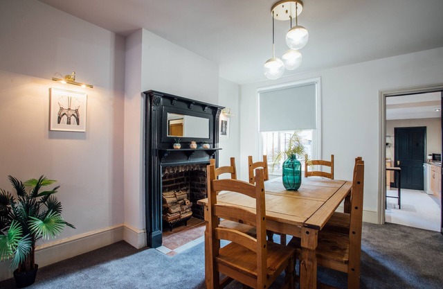 Beautifully finished house in Rugby!