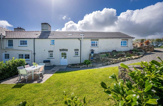 Beautifully renovated barn conversion set in the heart of the Anglesey countryside
