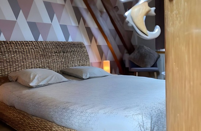 Bed and Breakfast 'À La Ferme 2 Pers' with Shared Terrace and Wi-Fi