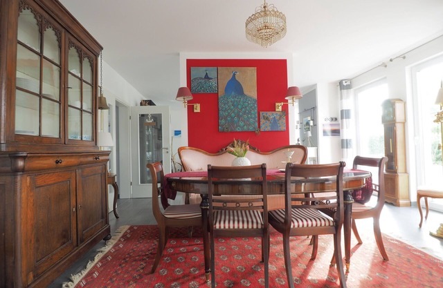 Bee's Nest - Bine's Nest