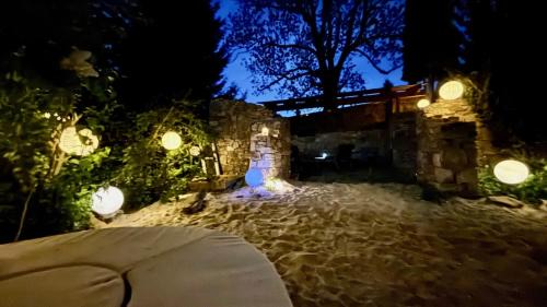 bei den Hundertelfen