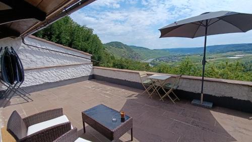 BelaVista'nBed - Peaceful Studio with private Terrace and Amazing Mosel Valley Views