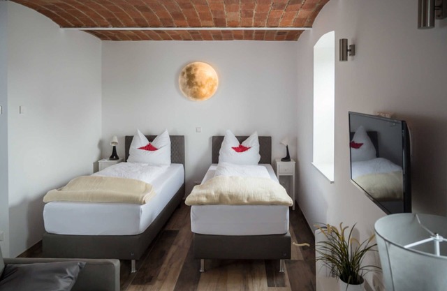 Bell Room - My Way 127