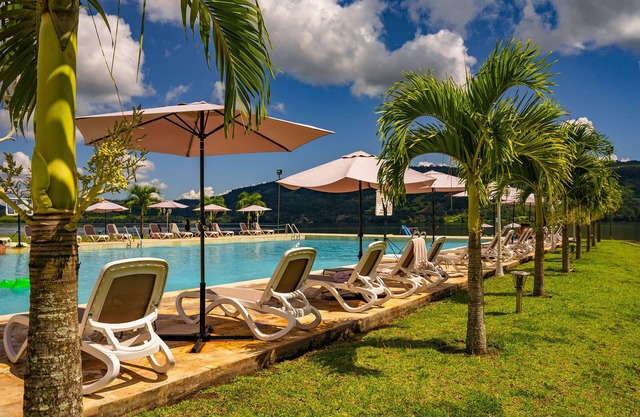 Bella Terra Laguna Azul Resort & Spa