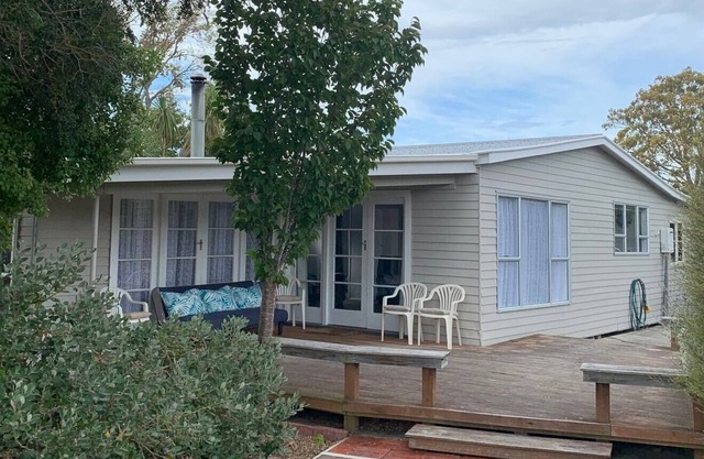 Bellbird Bach by the Beach