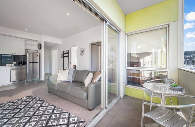 Bellerive Quay - 2 Bedroom - Free Parking - Bellerive