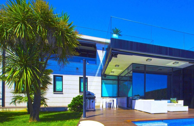 Belvilla by OYO Villa Catro Faros