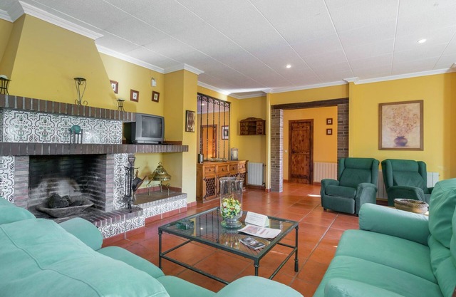 Belvilla by OYO La Romera