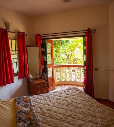 Benaulim Coastal Meadows, 1BHK, swimming pool, 2 min walking to beach