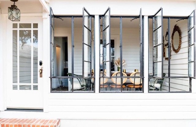Bespoke Vintage Home w/Modern Updates | Bohemian House