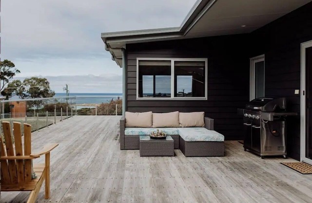 BEST BICHENO ESCAPE - GARDENS & REDBILL BEACH