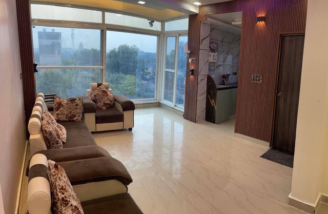 BEST HOME STAY IN VRINDAVAN