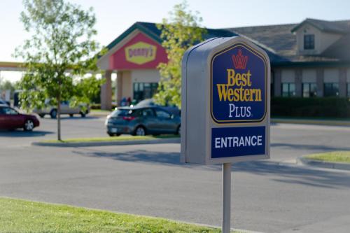 Best Western Plus Winnipeg West