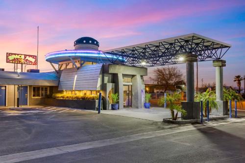 Best Western Space Age Lodge
