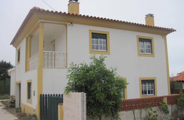 Between Nazareth and S. Pedro de Moel