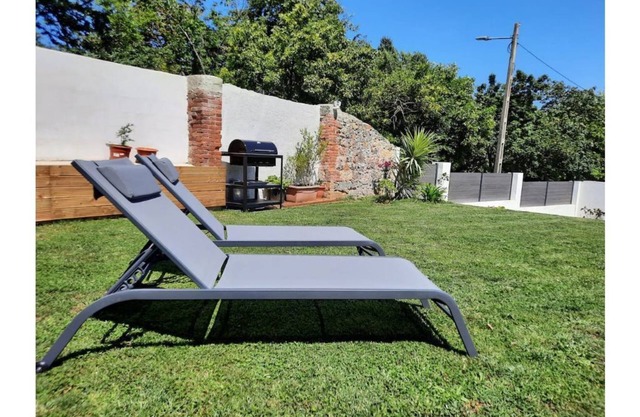 BETWEEN THE RURAL AND THE URBAN