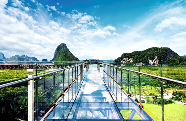 Beyond Skywalk Nangshi