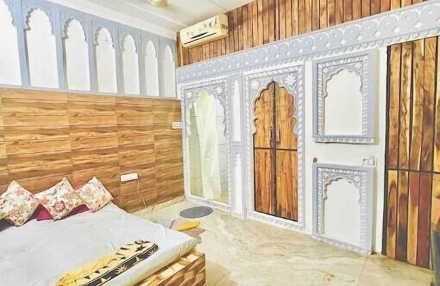 Bhoora House Heritage Ac Room