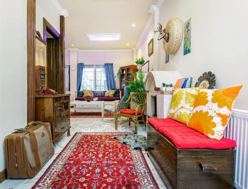 Big House for Groups Near Elevator