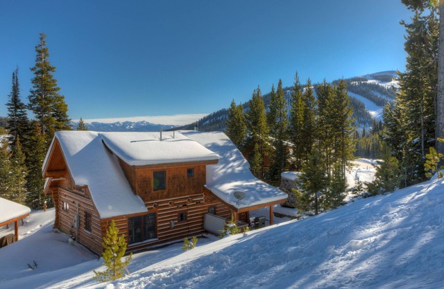 Big Sky Vacation Rentals: PR Moose Ridge 2