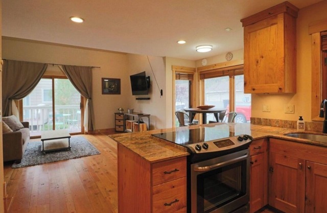 Bigfork Townhome on the Golf Course