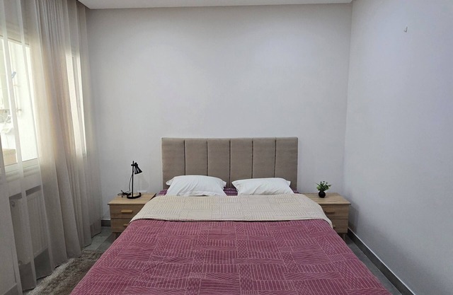 Bijou in the heart of the Belvedere in the heart of Tunis. 15 min from the airport.