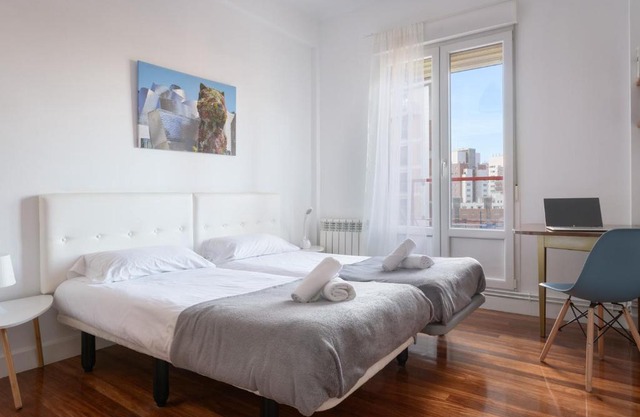 Bilbao Centro - Plaza de Toros, WIFI y Silencioso