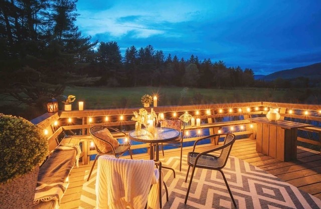 Birch Hollow Cottage: a riverside Vermont retreat