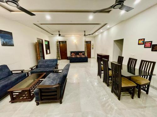 Black pearl Villa panchkula sector 28