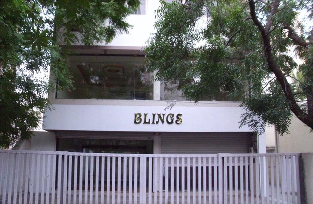 BLINGS