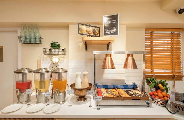 Bloom Hotel - Kakinada