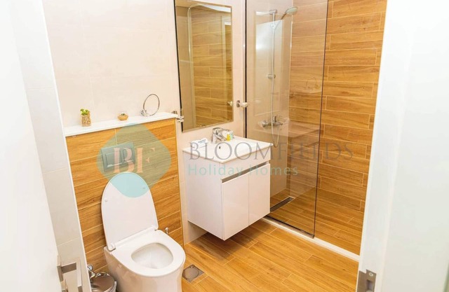 Bloomfields 2BR Duplex Canal View Raha Lofts