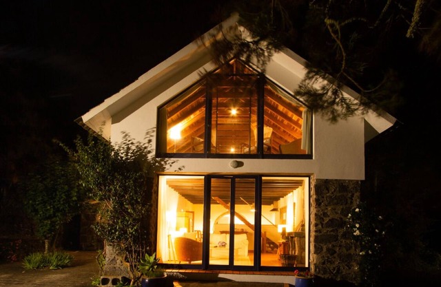 Blue OceanView Relaxing Cottage