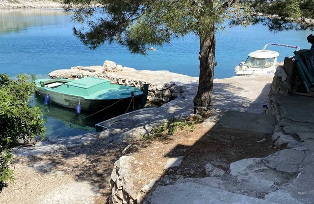 Blue serenity retreat in Žut, island of Kornati