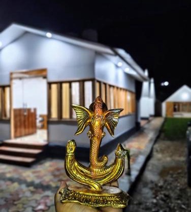 Blue Sheep Resort & Restaurant