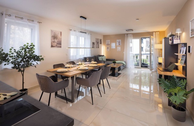 Blue Sky Flat apartment for up to 6 people, 73m², south-facing balcony, Black Forest PLUS, 2nd floor