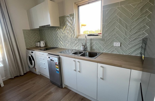 Bluebell Retreat | New, secluded self-contained apartment in the Adelaide Hills