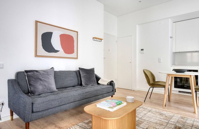 Blueground | Benfica, furnished & fully equipped