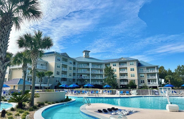 Bluewater Resort & Marina by Spinnaker Resorts