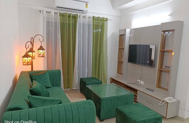 BnBBuddy- Aarohi Homes@3bhk West Delhi