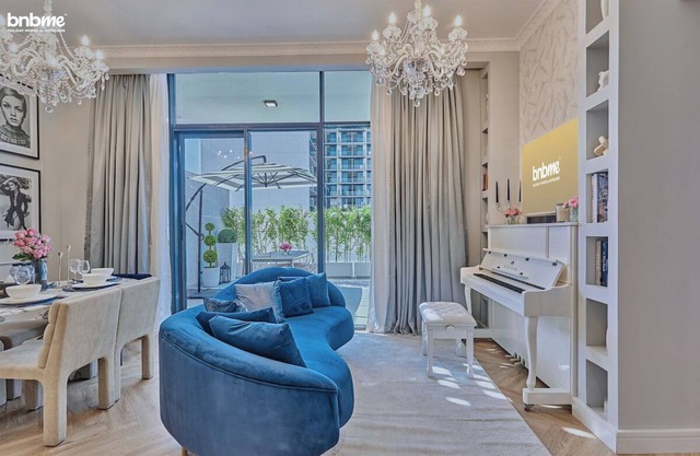 bnbme | Luxury Apt with Jacuzzi | JVC | Near Circle Mall