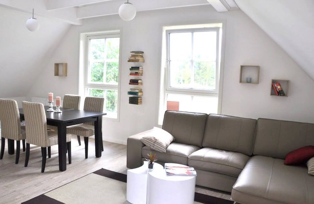 Boddenblick, Geräumige Wohnung 1.og mit Balkon