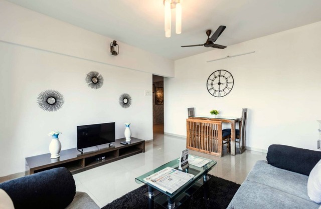 Bollywood-Inspired 3BHK with Kitchen in Kandivali
