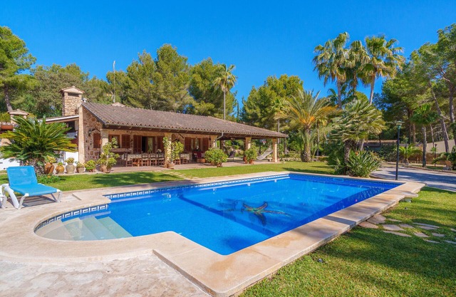BON PAS Finca for 6 only 250 meters from the beach