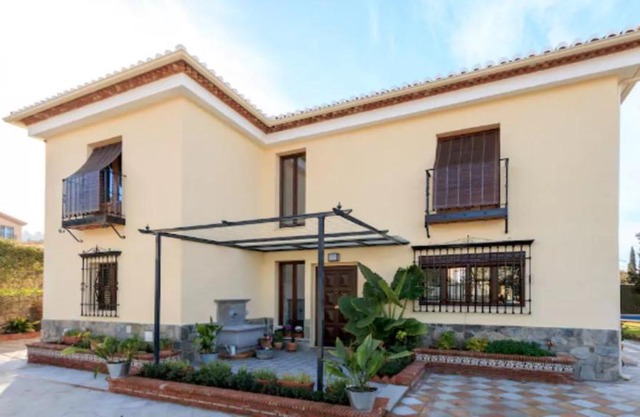 Bonita casa en Barrio de Monachil