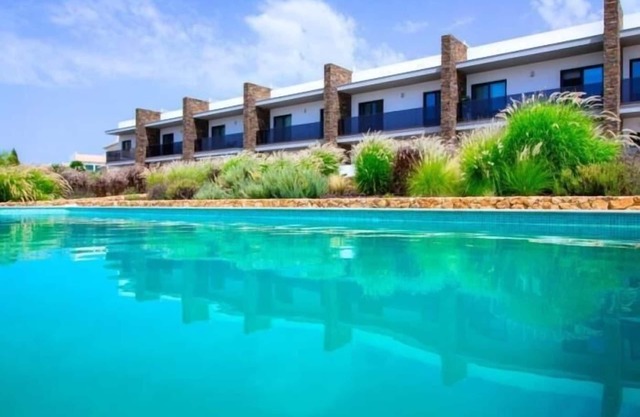 Bonjour House | Sea View & Pool and Garden & BBQ