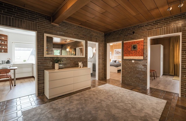 Bonquartier | Modern apartment with workspaces, terrace & parking space