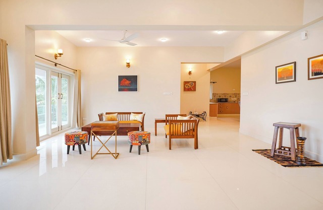 Bougainvillea Suites 5 - Spacious 3-bedroom service apartment in Bengaluru