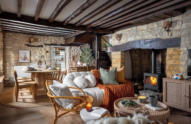 Bourton on the Water Scandi Chic Authentic Cottage