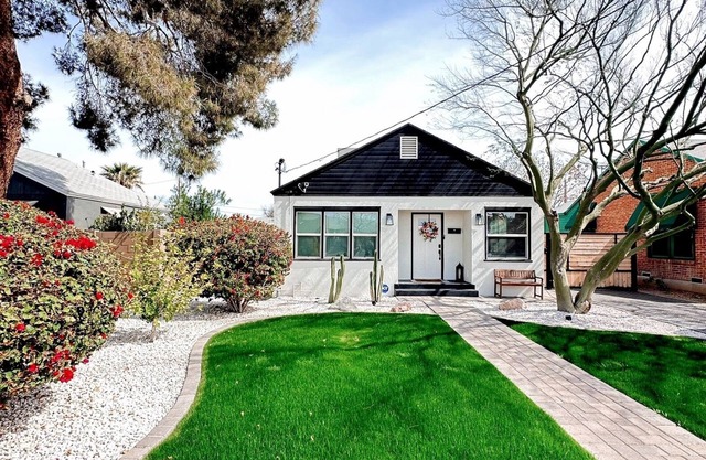 Boutique 2 BR Home in Downtown Mesa